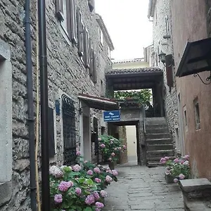 Svalina Gostinjska kuća